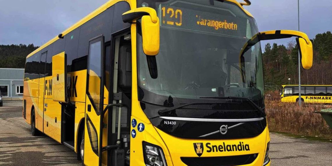 Vil se på justeringer i bussrutene